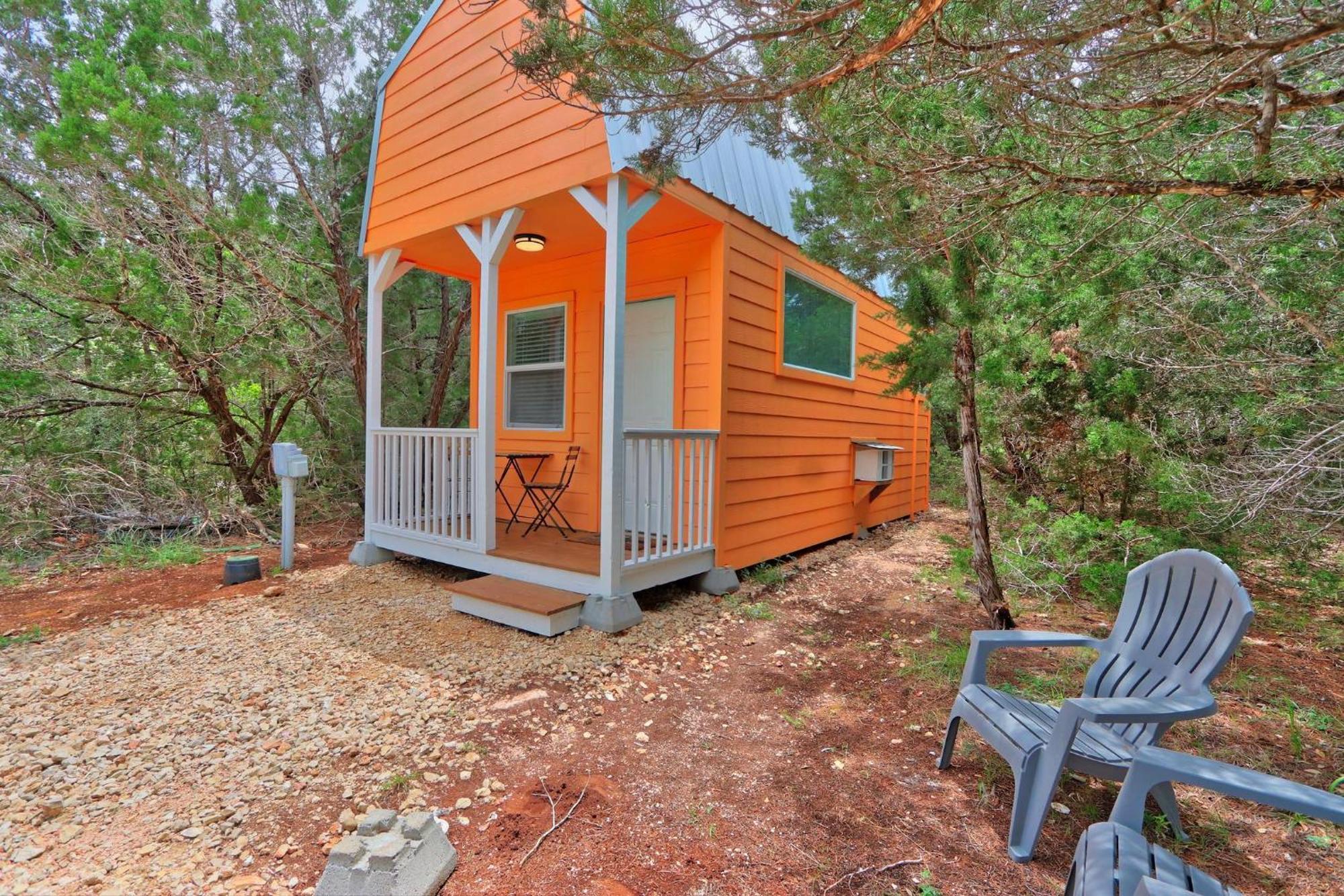The Driftwoods - Orange Tiny House Villa Exterior photo